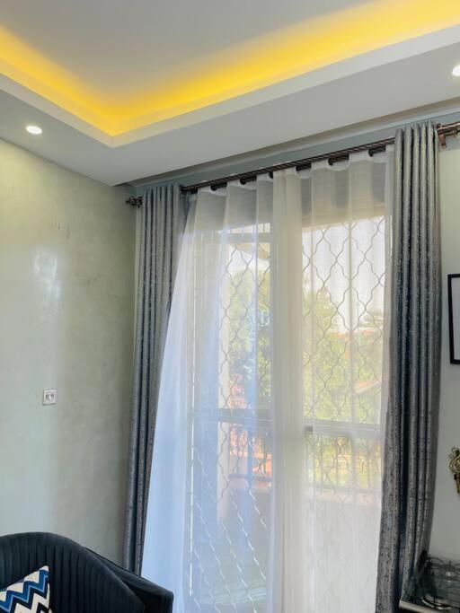 Renex Homes Namugongo ภายนอก รูปภาพ